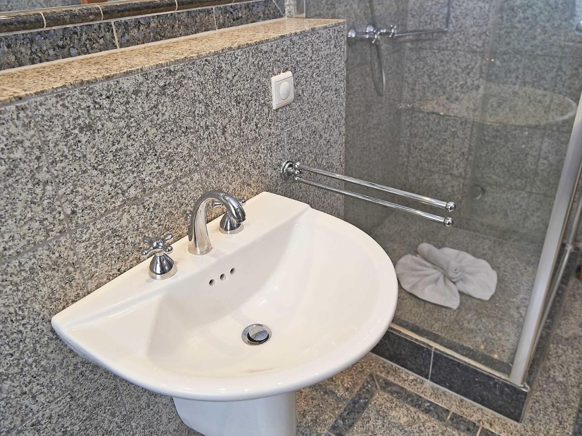 Ferienwohnung Duenenpark Binz F619 WG202 im EG mit Terrasse Zimmer foto